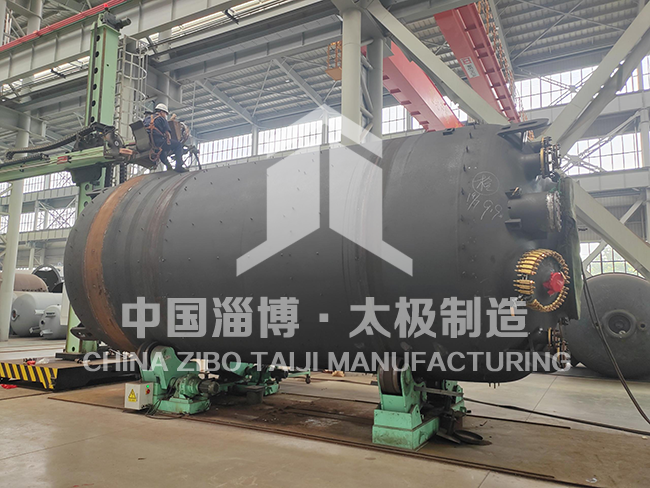 硬核過關(guān)！太極6萬升非標搪玻璃反應(yīng)釜打壓測試圓滿達標